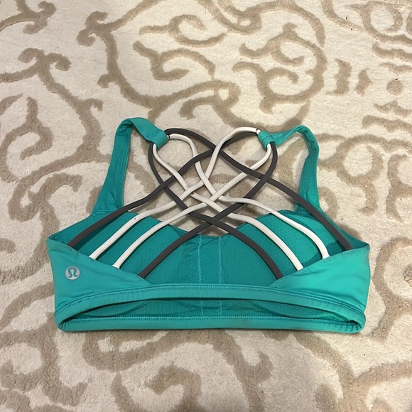 Lululemon sports bra - Picture 2 of 2